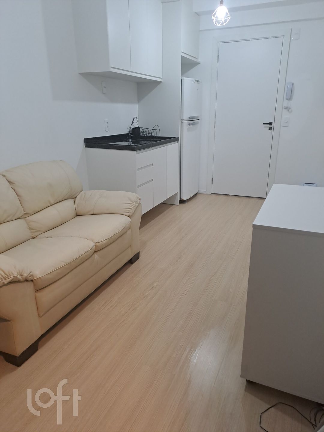 Apartamento à venda com 1 quarto, 30m² - Foto 2