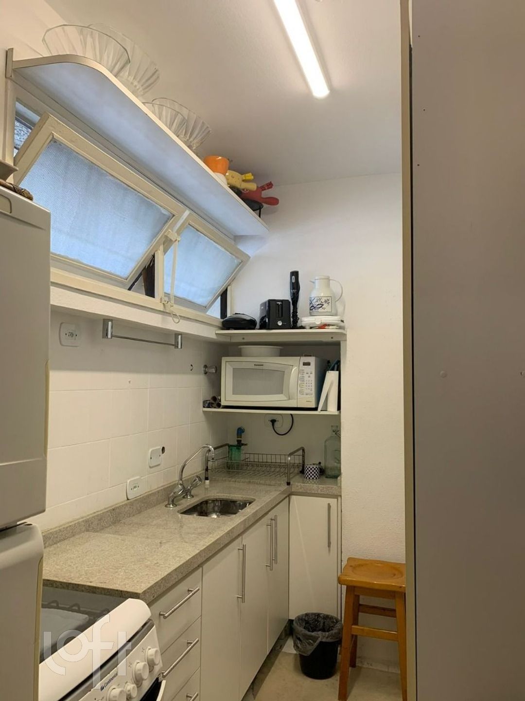 Apartamento à venda com 1 quarto, 55m² - Foto 18