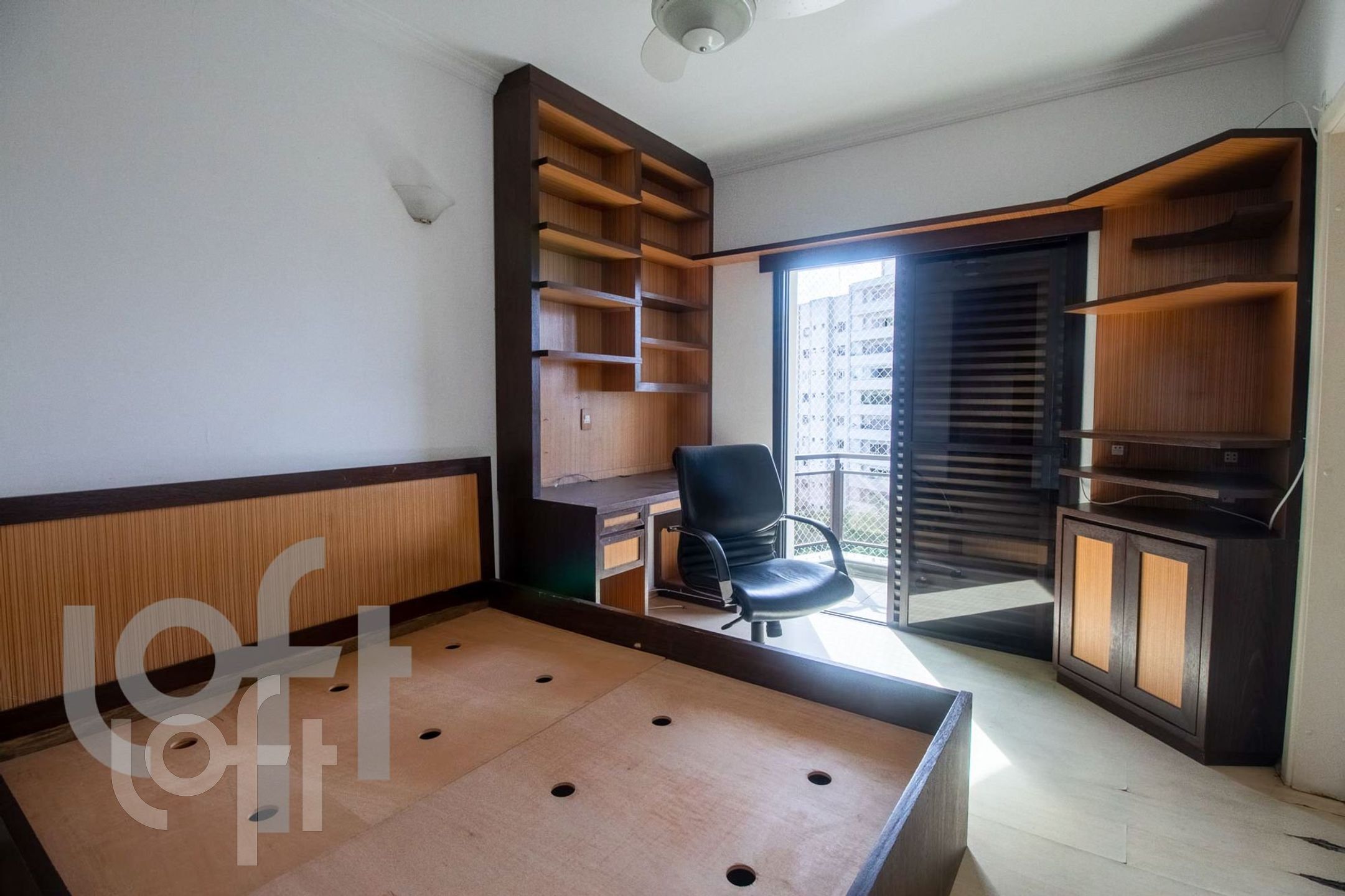 Apartamento à venda com 3 quartos, 267m² - Foto 9