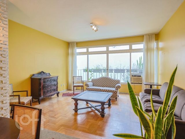 Apartamento com 145m², 3 dormitórios, 1 vaga, Moinhos de Vento em Porto Alegre