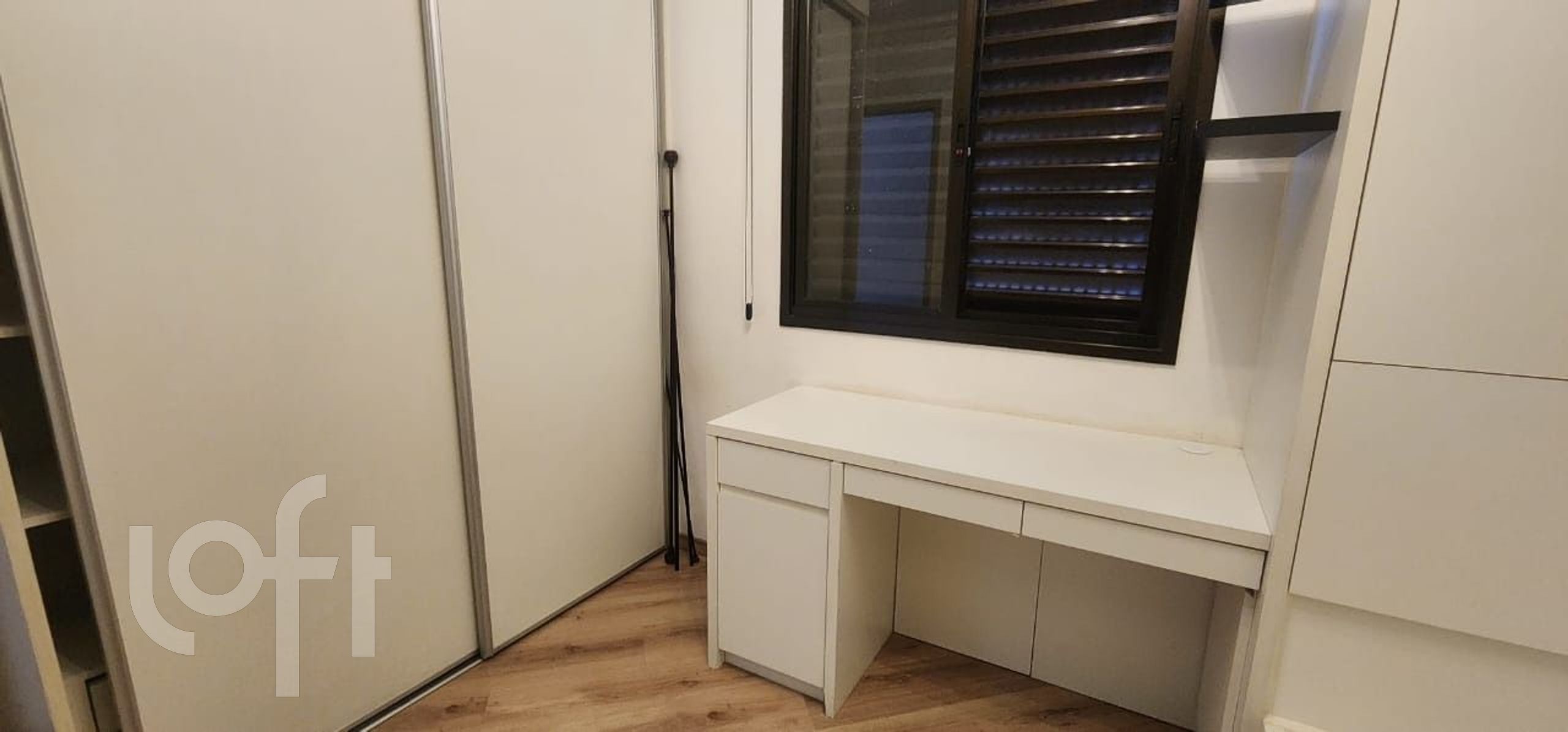 Apartamento à venda com 3 quartos, 75m² - Foto 2