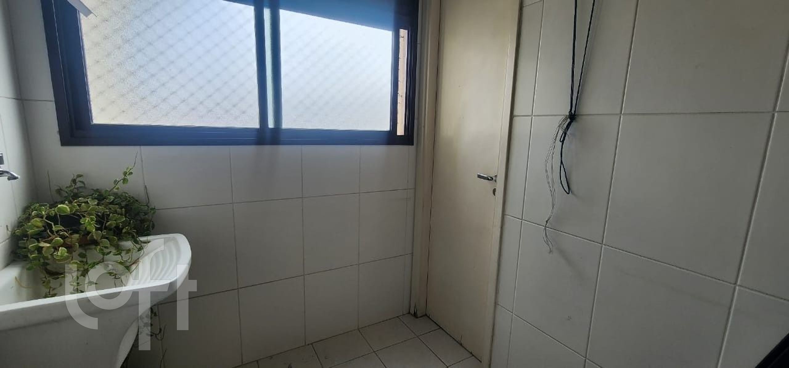 Apartamento à venda com 3 quartos, 75m² - Foto 13