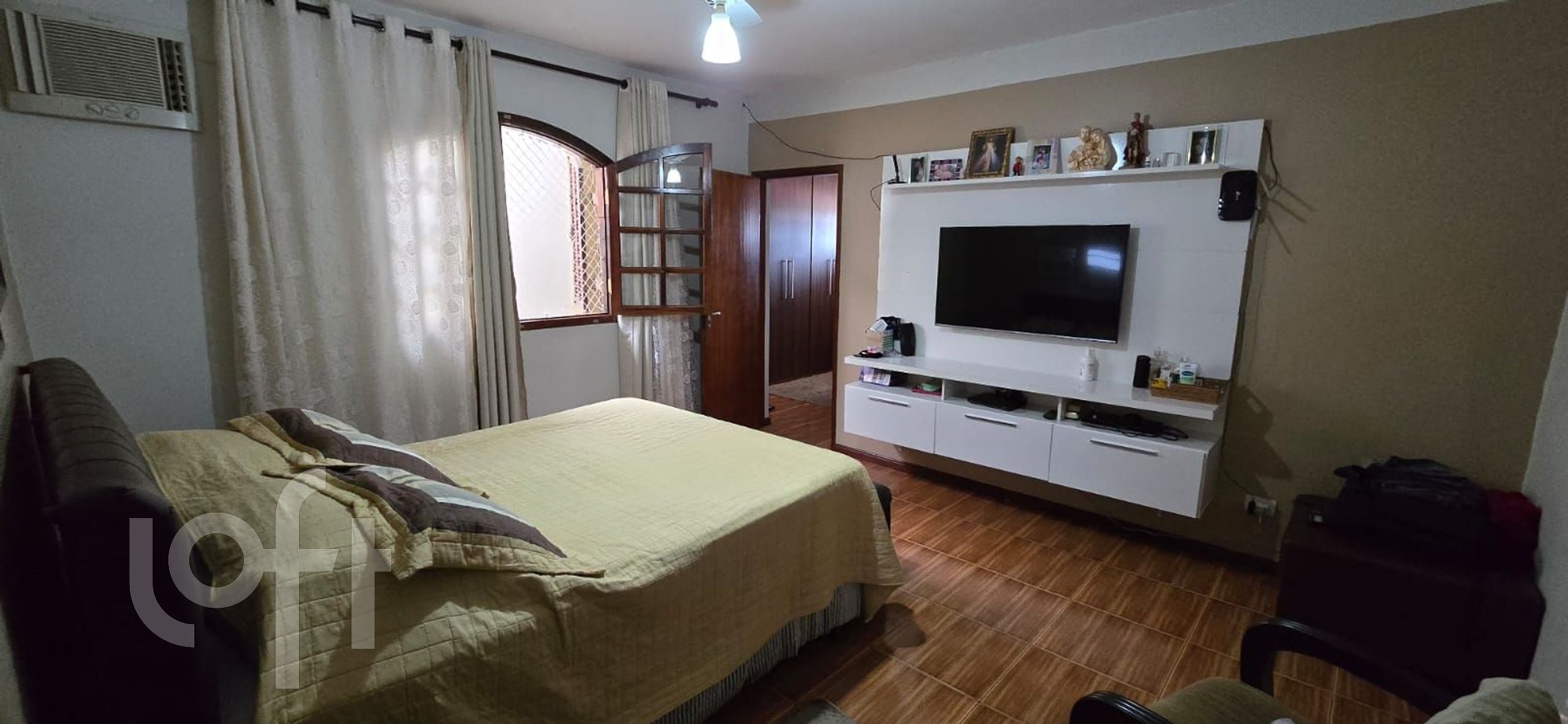 Casa à venda com 3 quartos, 230m² - Foto 9