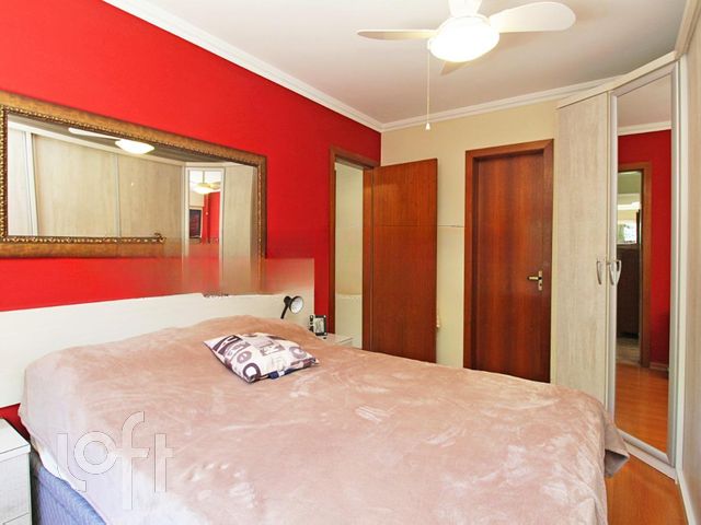 Apartamento com 73m², 2 dormitórios, 1 suíte, 1 vaga, Petrópolis em Porto Alegre