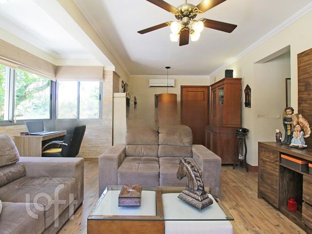 Apartamento com 73m², 2 dormitórios, 1 suíte, 1 vaga, Petrópolis em Porto Alegre