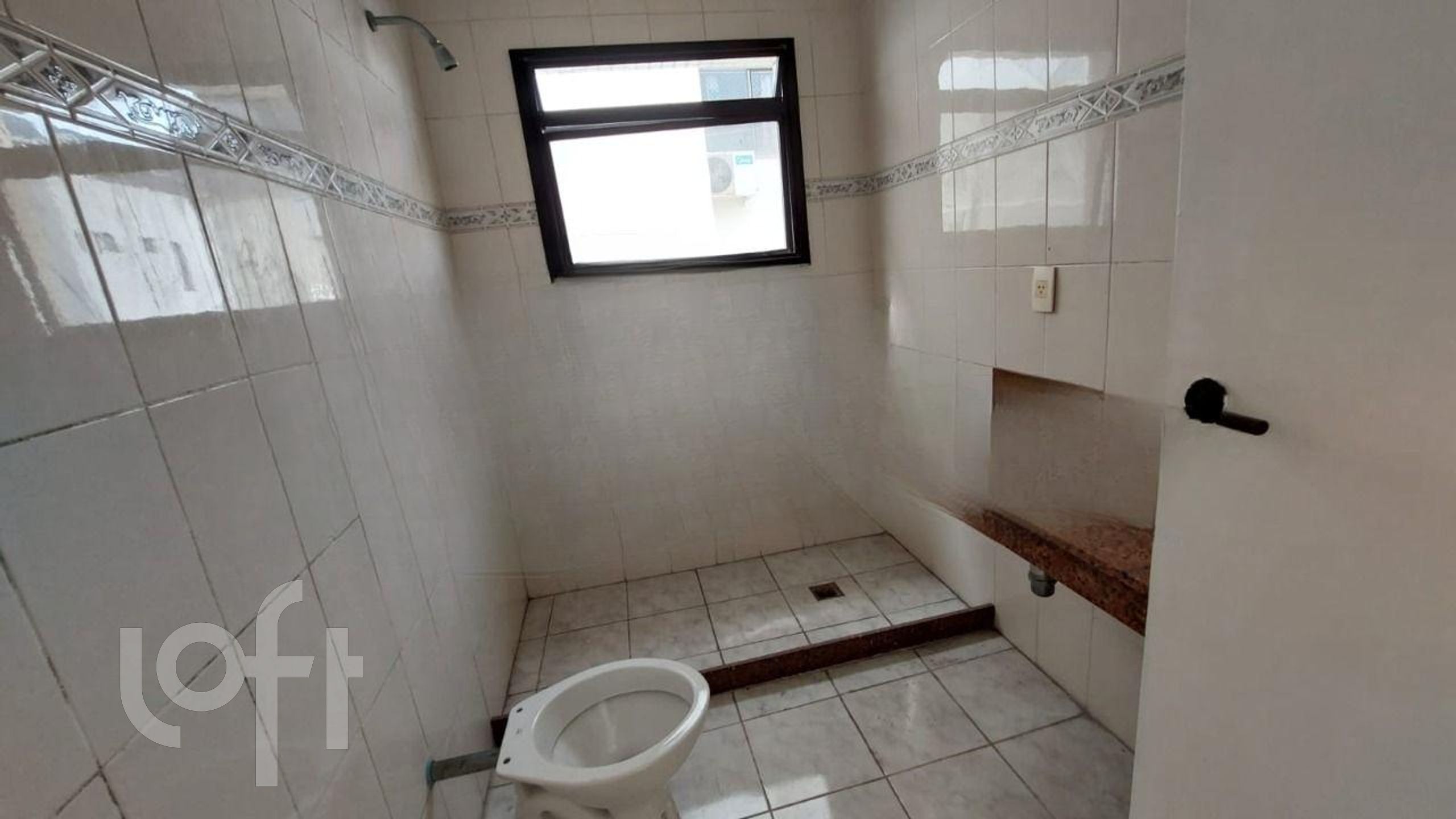 Apartamento à venda com 3 quartos, 271m² - Foto 13