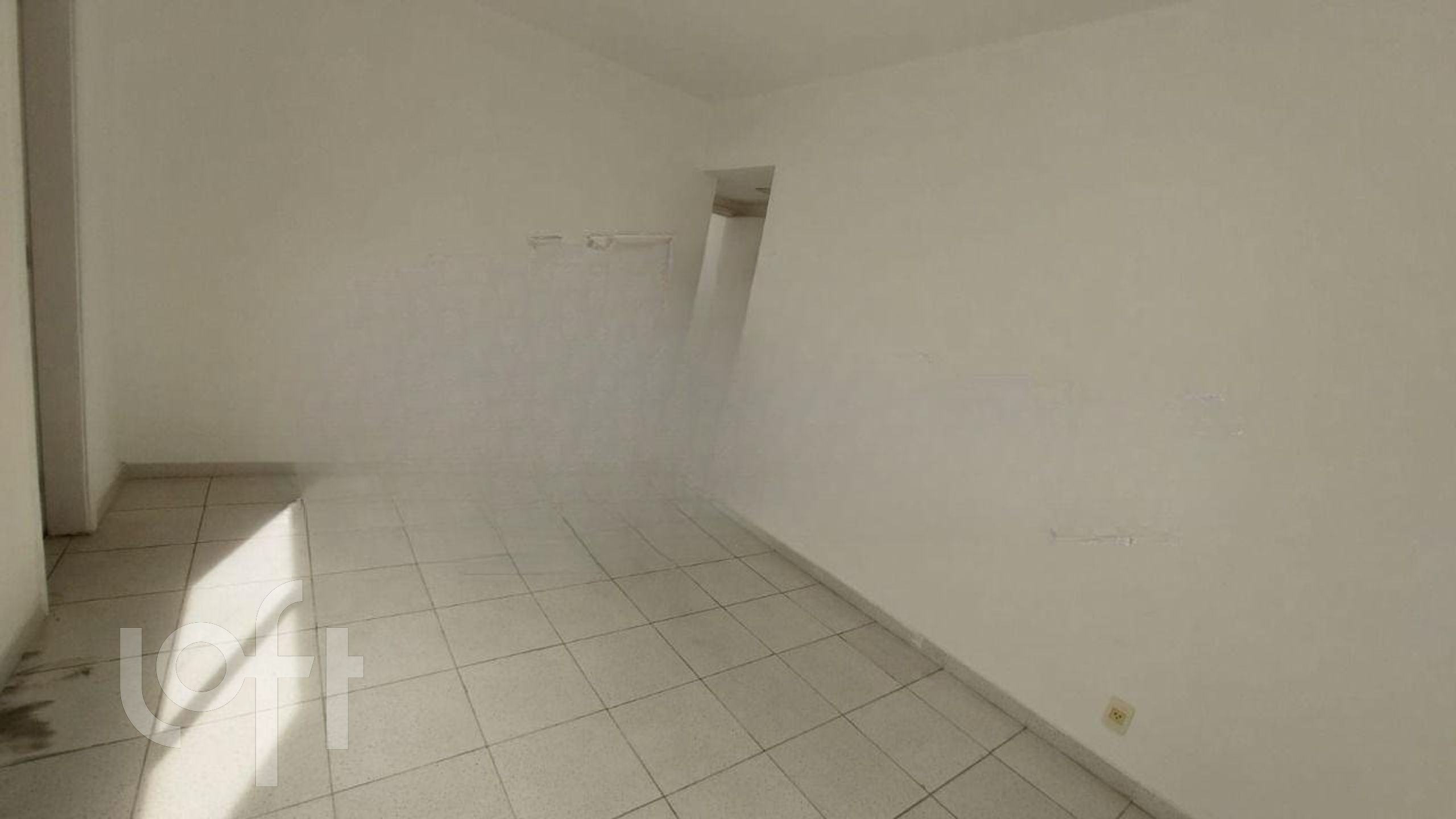 Apartamento à venda com 3 quartos, 271m² - Foto 12