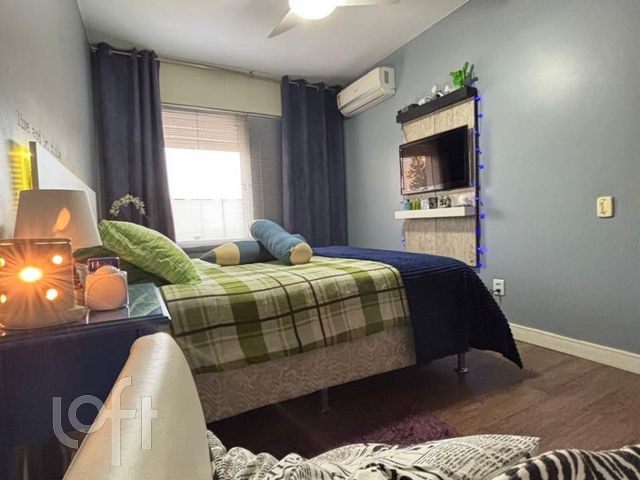 Apartamento com 69m², 2 dormitórios, 1 suíte, 1 vaga, Menino Deus em Porto Alegre