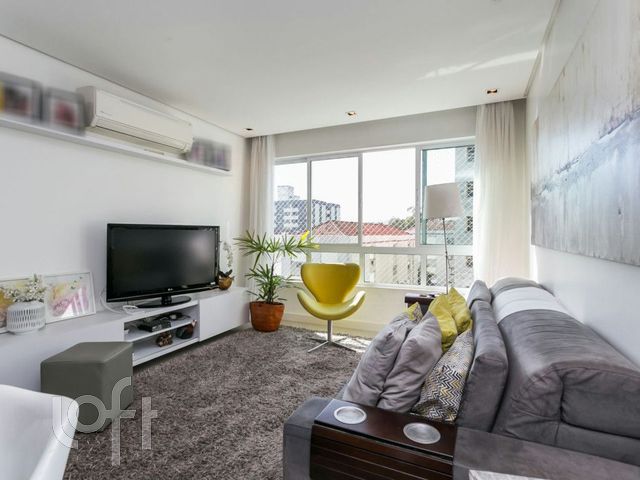 Apartamento com 94m², 3 dormitórios, 1 suíte, 2 vagas, Cristo Redentor em Porto Alegre