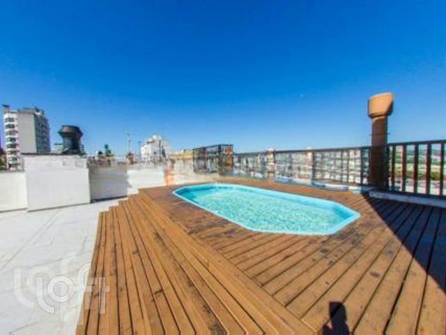 Apartamento com 87m², 2 dormitórios, 1 suíte, 2 vagas, Petrópolis em Porto Alegre