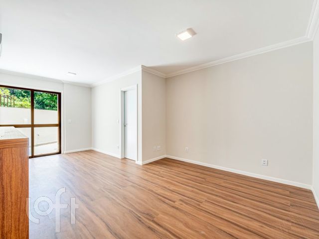 Apartamento com 87m², 2 dormitórios, 1 suíte, 2 vagas, Petrópolis em Porto Alegre