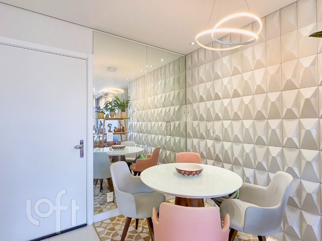 Apartamento com 64m², 2 dormitórios, 1 suíte, 1 vaga, São João em Porto Alegre