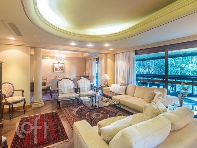 Apartamento com 301m², 4 dormitórios, 4 suítes, 5 vagas, Bela Vista em Porto Alegre