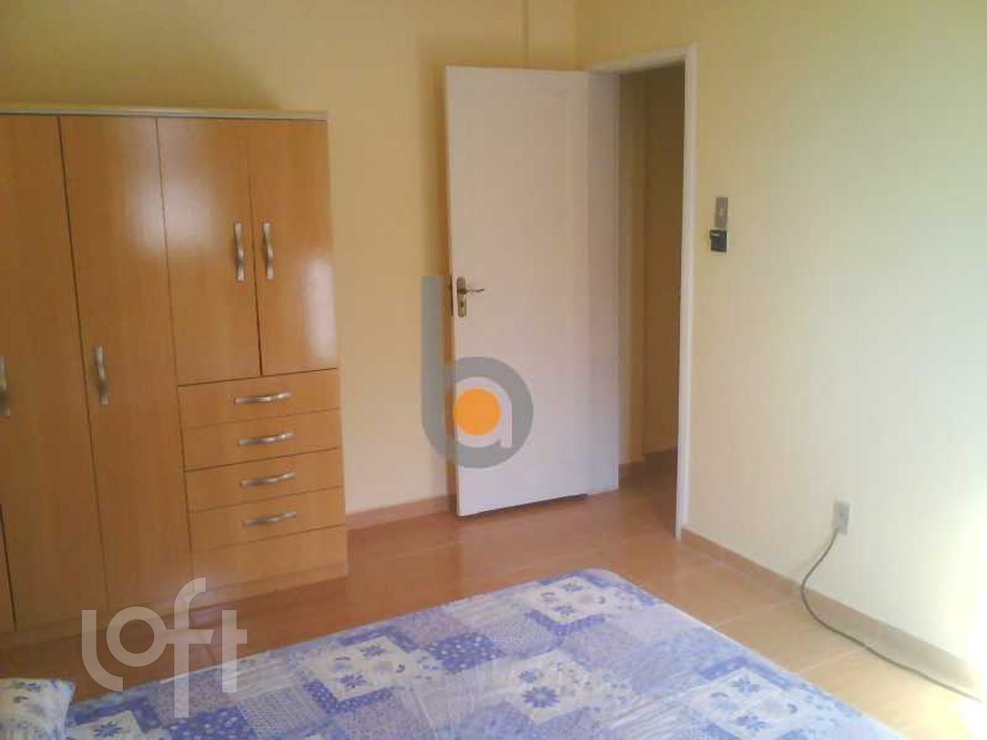 Apartamento à venda com 2 quartos, 70m² - Foto 11