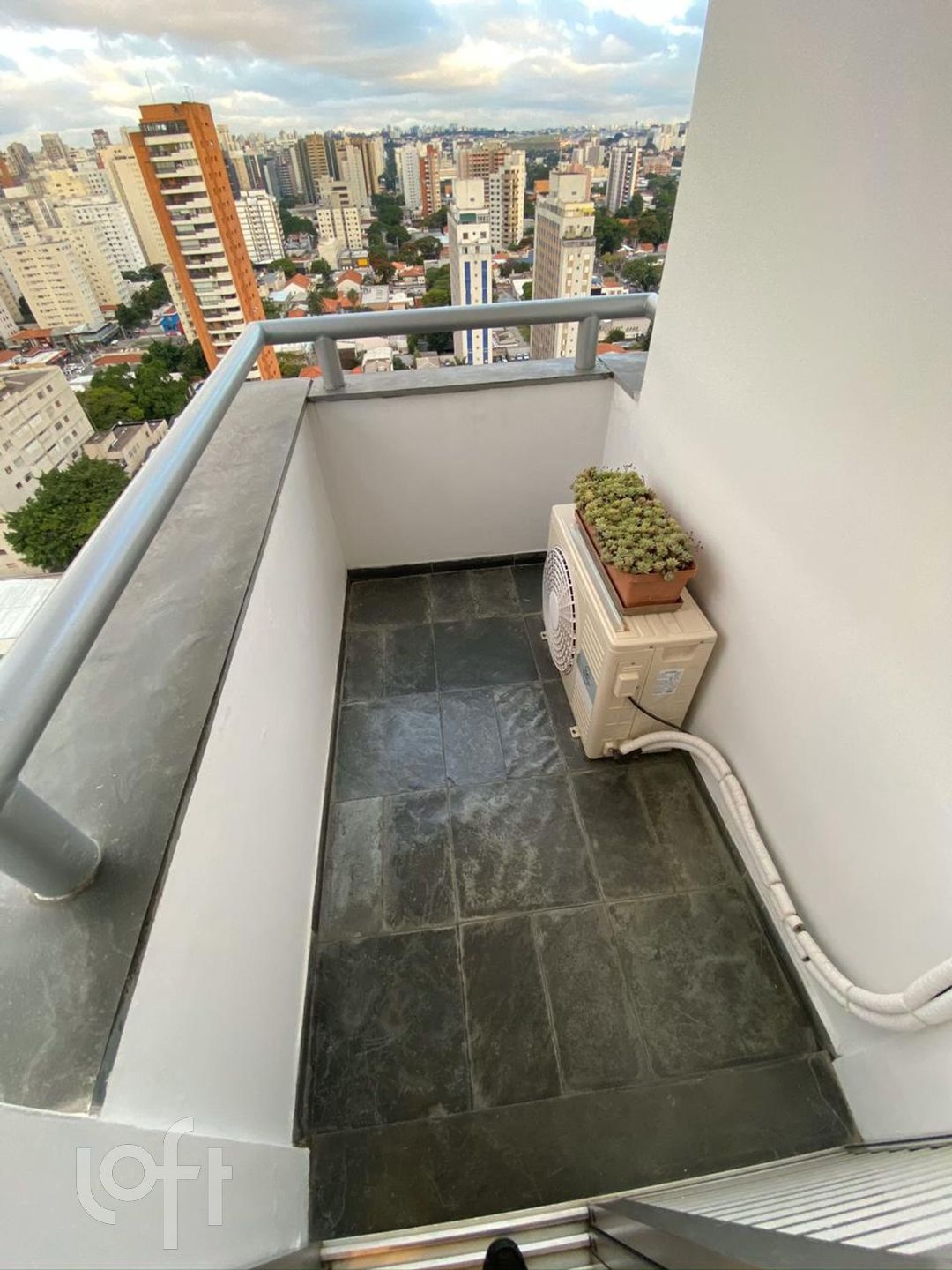 Apartamento à venda com 4 quartos, 180m² - Foto 7