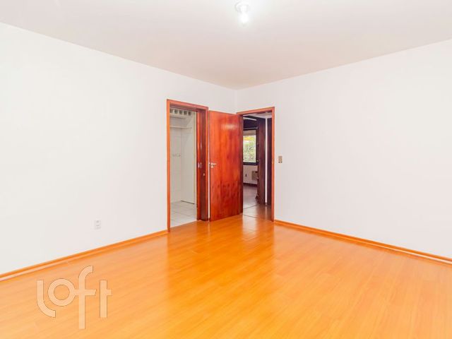 Apartamento com 66m², 2 dormitórios, 1 vaga, Rio Branco em Porto Alegre