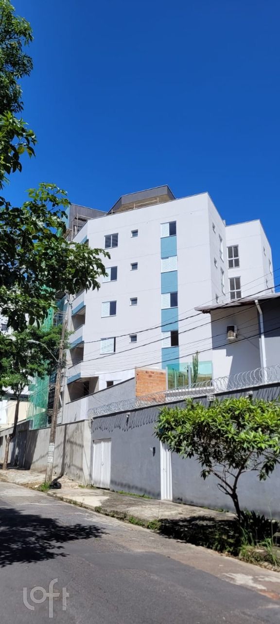 Apartamento à venda com 3 quartos, 74m² - Foto 2