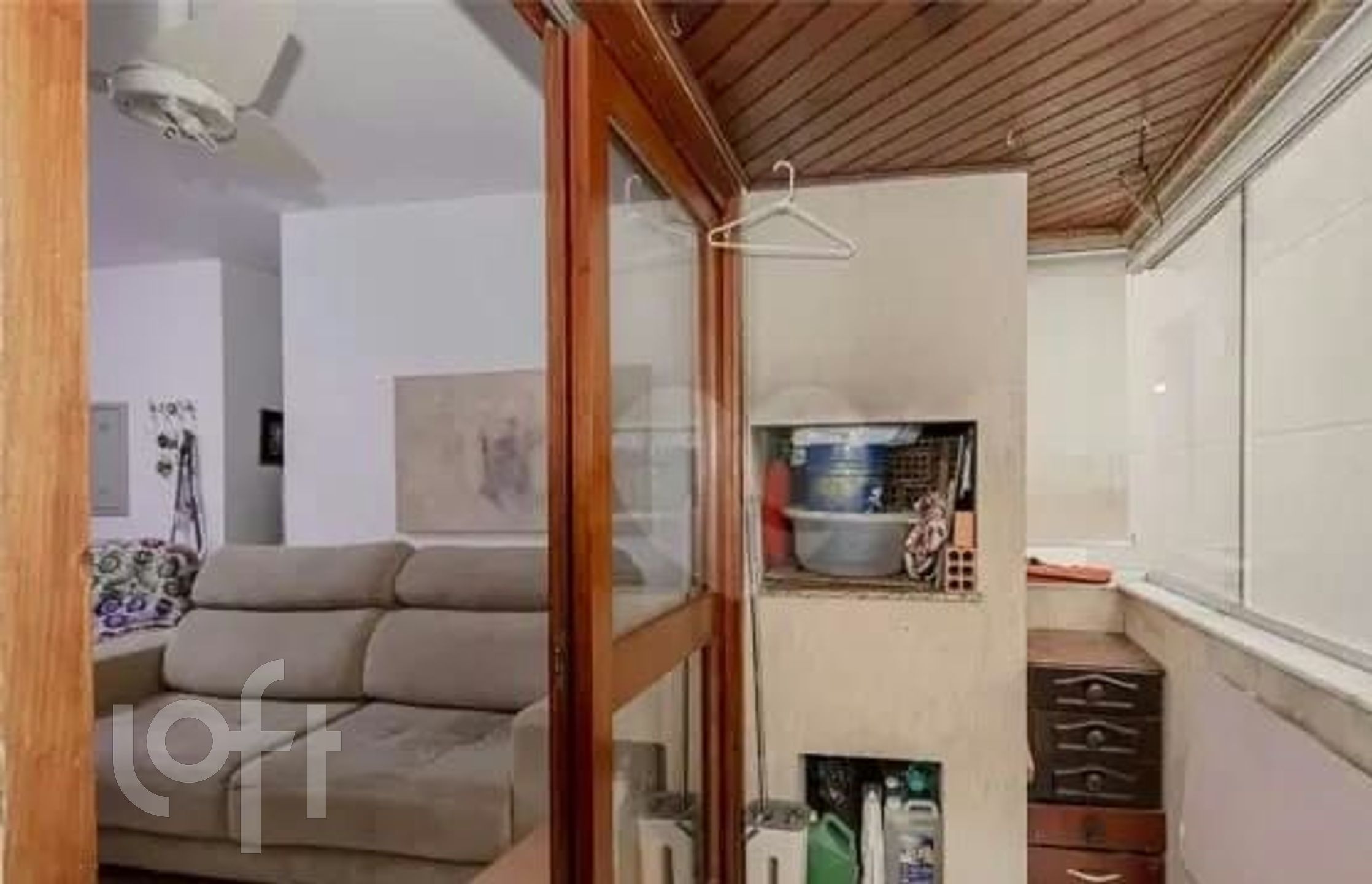 Apartamento com 61m², 2 dormitórios, 1 suíte, 1 vaga, Petrópolis em Porto Alegre