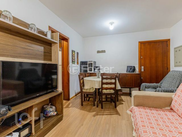 Apartamento com 61m², 2 dormitórios, 1 suíte, 1 vaga, Petrópolis em Porto Alegre