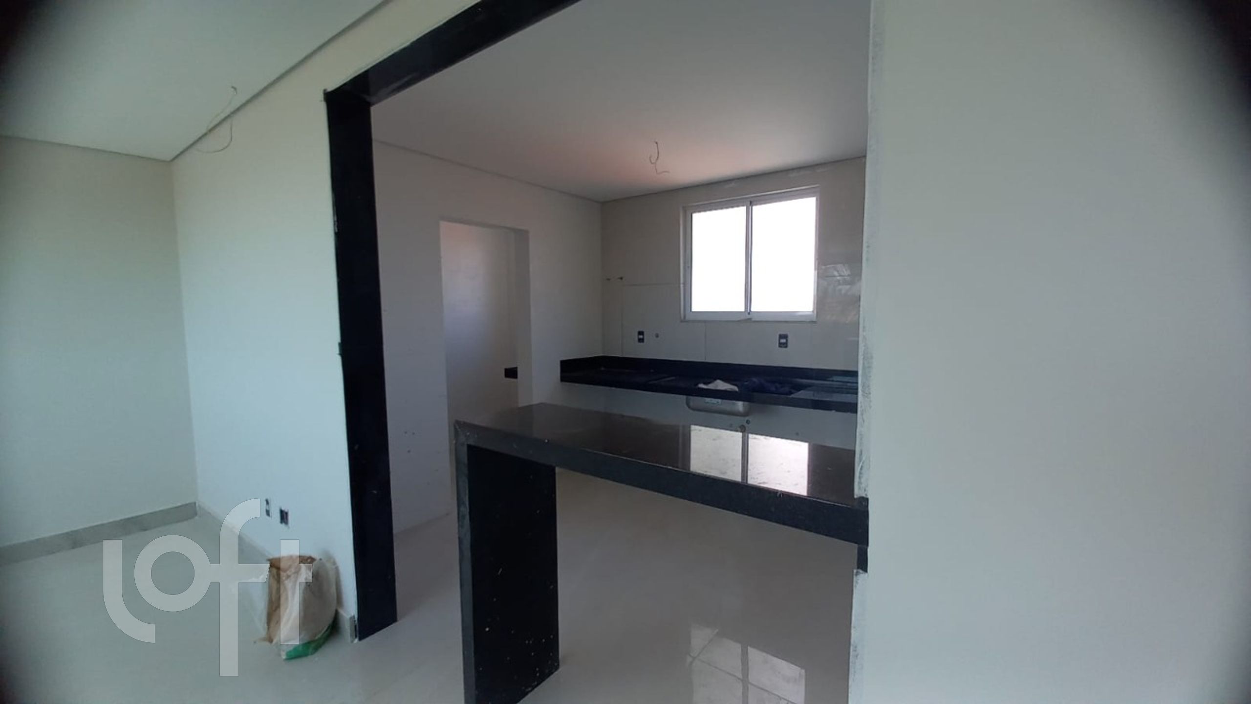 Apartamento à venda com 4 quartos, 228m² - Foto 9