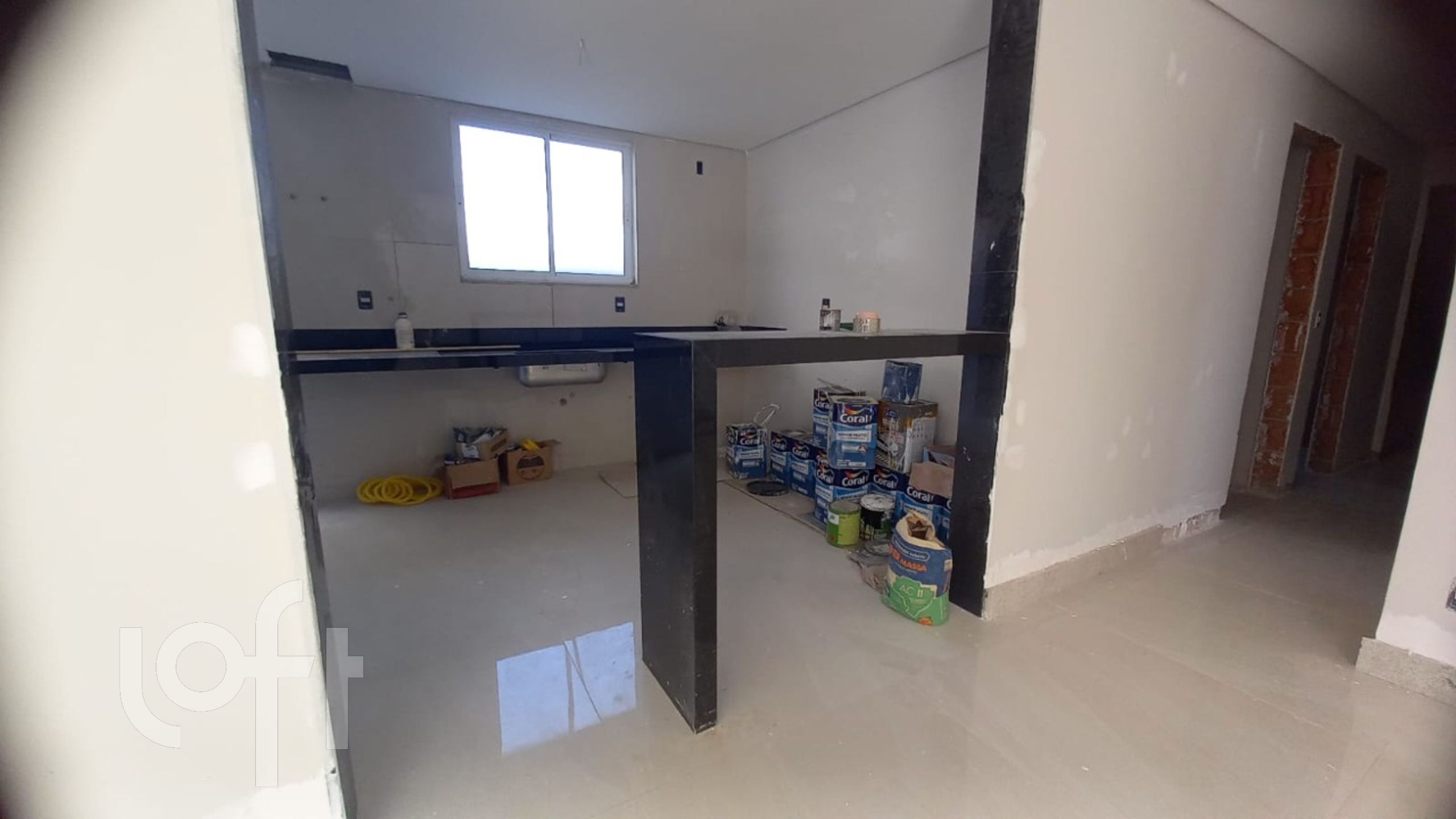 Apartamento à venda com 4 quartos, 228m² - Foto 3