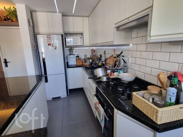 Apartamento com 57m², 2 dormitórios, 1 vaga, Petrópolis em Porto Alegre