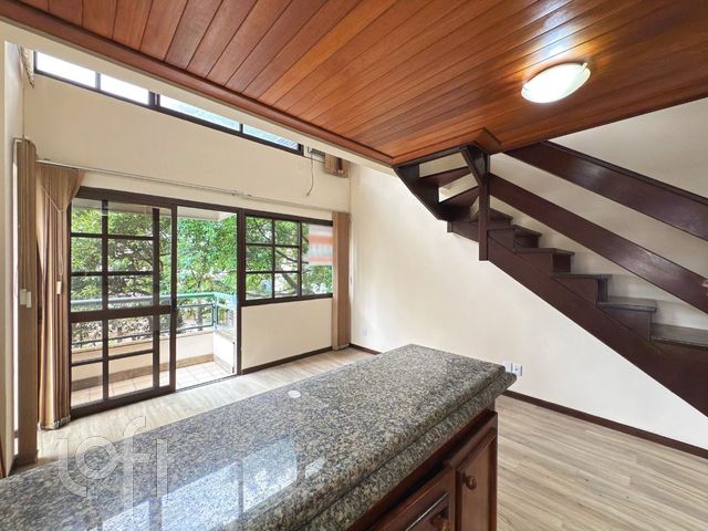 Apartamento com 46m², 1 dormitório, 1 vaga, Independência em Porto Alegre