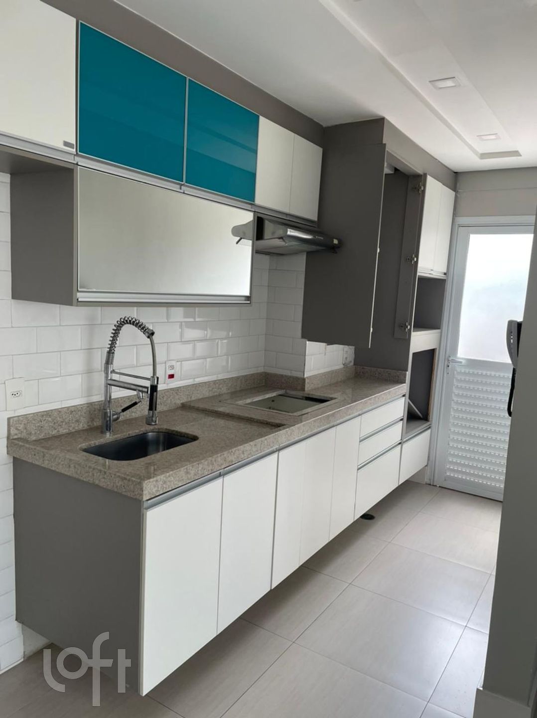 Apartamento à venda com 2 quartos, 100m² - Foto 12