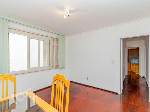 Apartamento com 88m², 3 dormitórios, 1 suíte, 1 vaga, Jardim Botânico em Porto Alegre