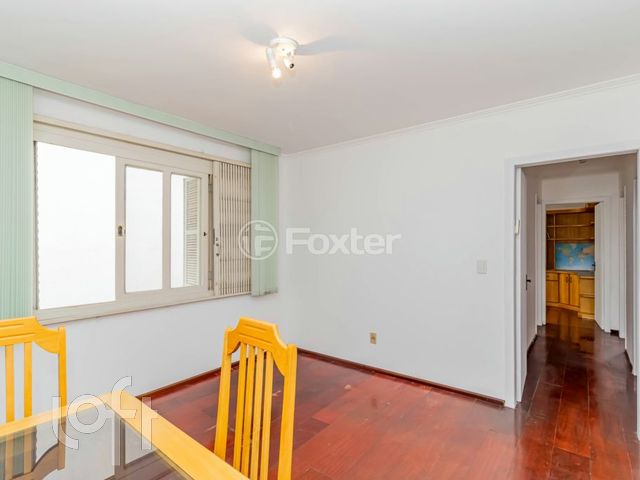 Apartamento com 88m², 3 dormitórios, 1 suíte, 1 vaga, Jardim Botânico em Porto Alegre