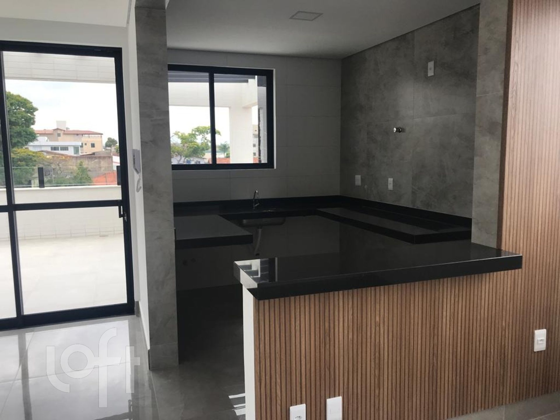 Apartamento à venda com 4 quartos, 113m² - Foto 4