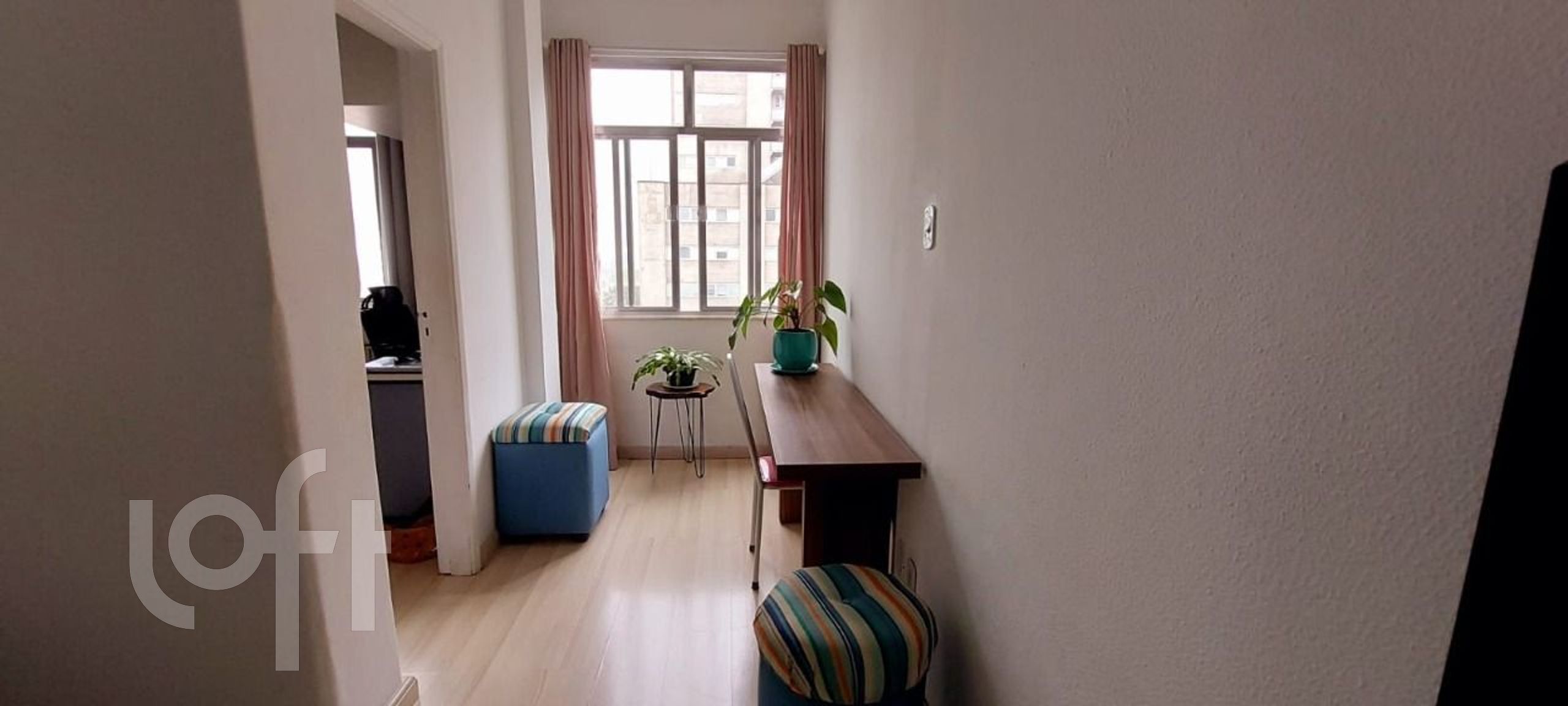 Apartamento à venda com 2 quartos, 70m² - Foto 4