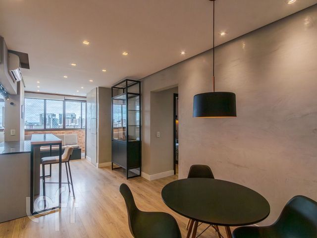 Apartamento com 61m², 2 dormitórios, 1 suíte, 1 vaga, Cidade Baixa em Porto Alegre