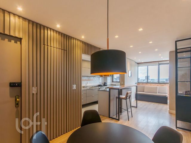 Apartamento com 61m², 2 dormitórios, 1 suíte, 1 vaga, Cidade Baixa em Porto Alegre