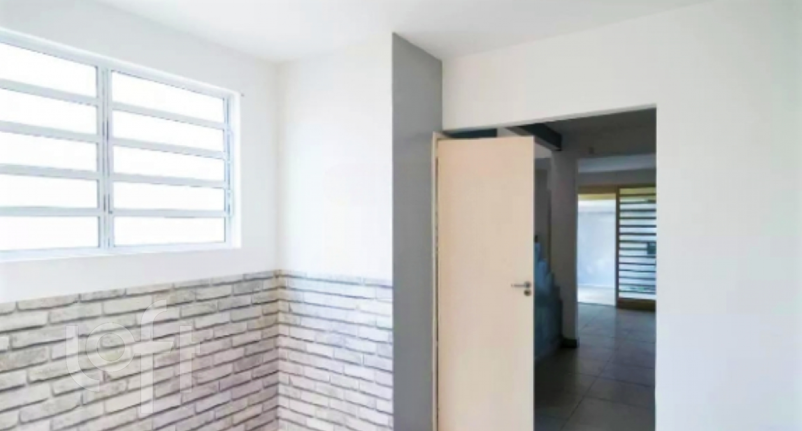 Casa à venda com 3 quartos, 150m² - Foto 3