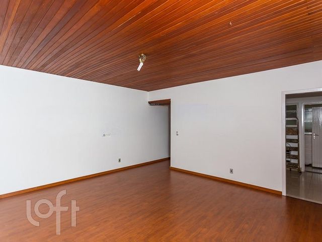 Apartamento com 107m², 3 dormitórios, 1 suíte, 1 vaga, Independência em Porto Alegre