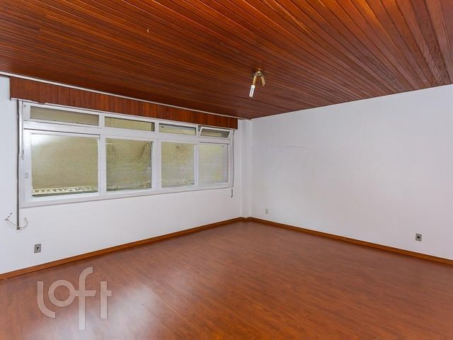 Apartamento com 107m², 3 dormitórios, 1 suíte, 1 vaga, Independência em Porto Alegre
