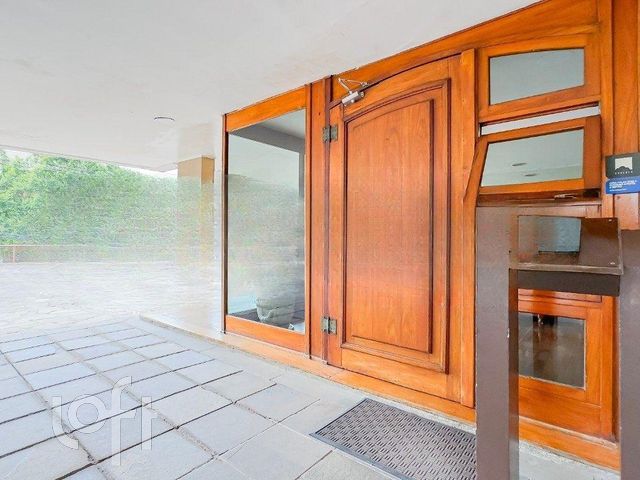 Apartamento com 102m², 3 dormitórios, 1 suíte, 1 vaga, Santa Cecília em Porto Alegre