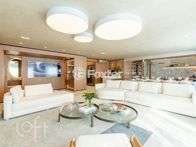 Apartamento com 201m², 4 dormitórios, 4 suítes, 3 vagas, Rio Branco em Porto Alegre
