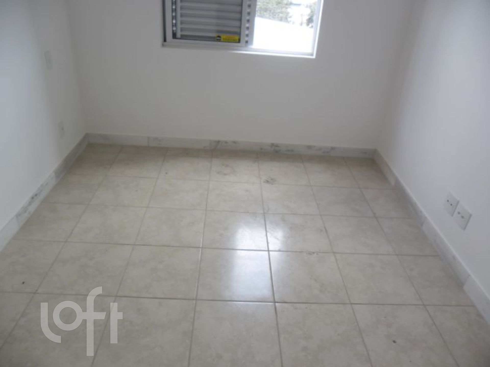 Apartamento à venda com 2 quartos, 64m² - Foto 9