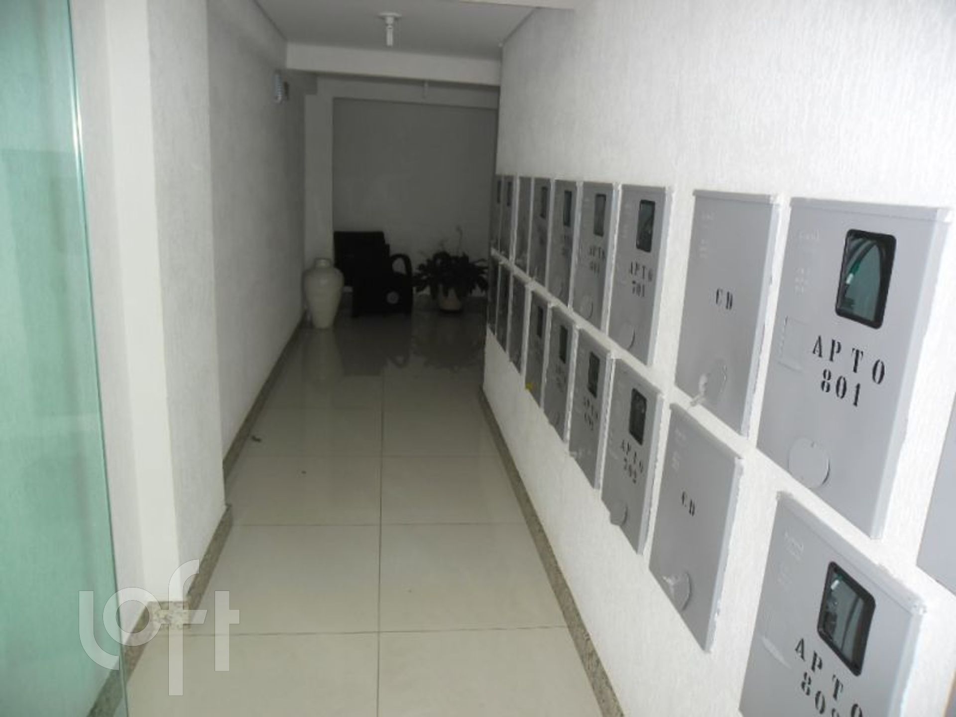 Apartamento à venda com 2 quartos, 64m² - Foto 11