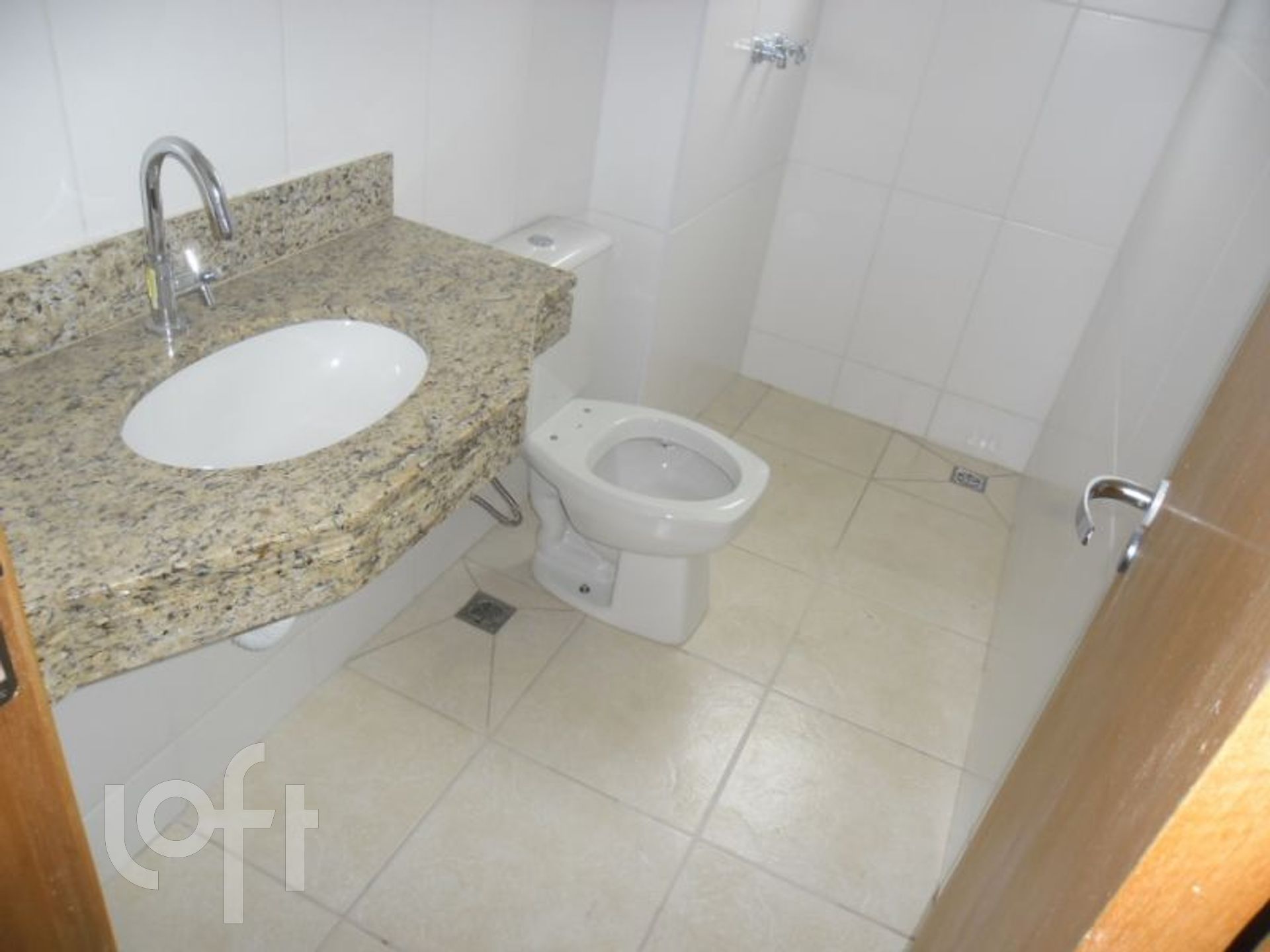 Apartamento à venda com 2 quartos, 64m² - Foto 6