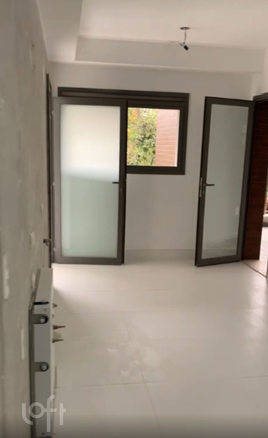 Apartamento à venda com 3 quartos, 244m² - Foto 7