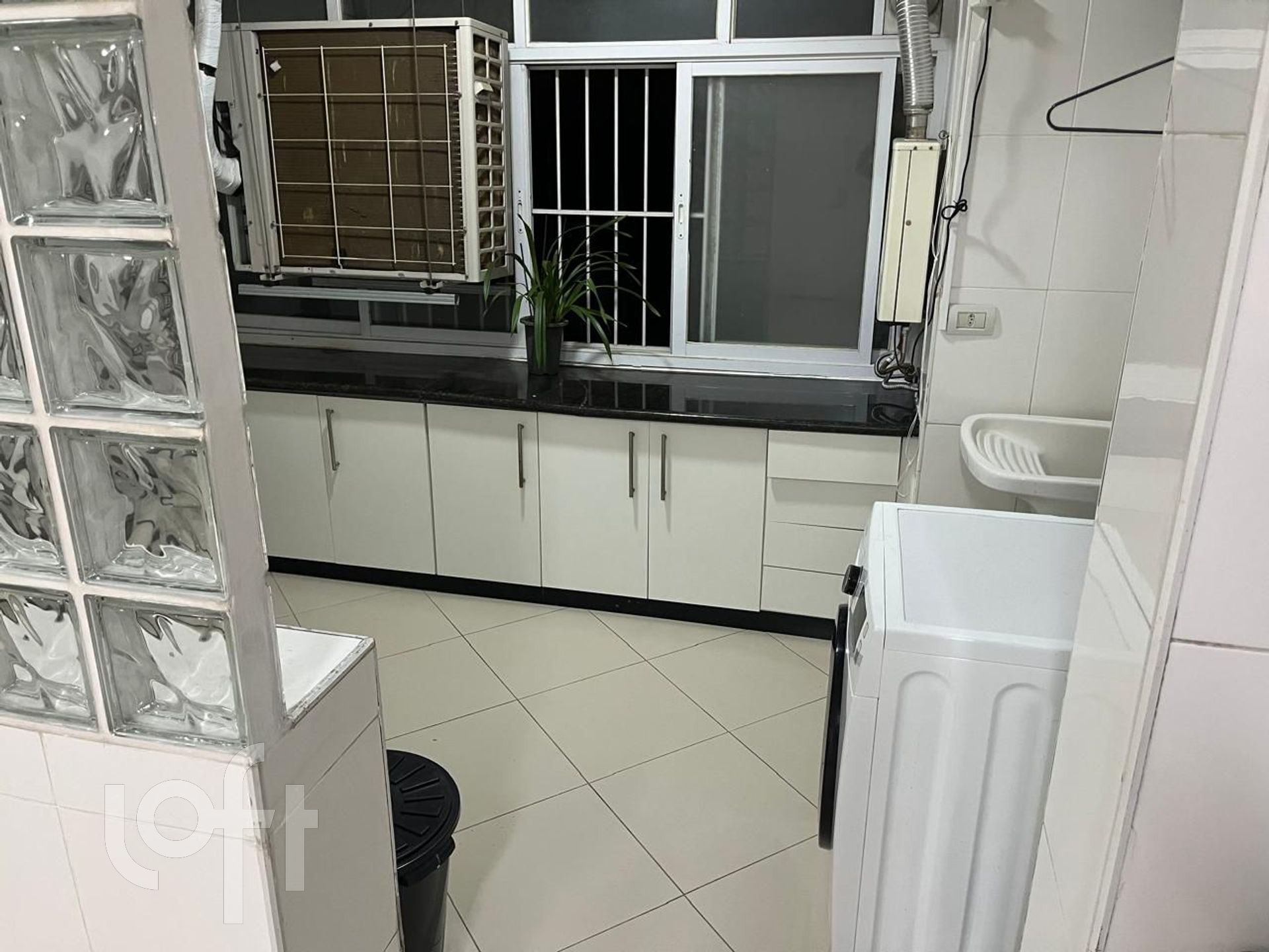 Apartamento à venda com 3 quartos, 200m² - Foto 13