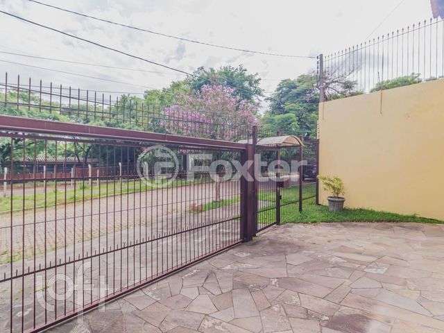Casa com 283m², 4 dormitórios, 4 suítes, 4 vagas, Chácara das Pedras em Porto Alegre