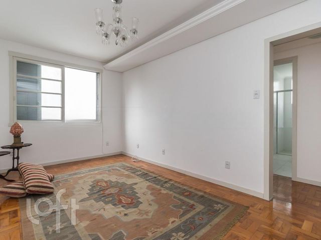 Apartamento com 68m², 2 dormitórios, 1 suíte, 1 vaga, Auxiliadora em Porto Alegre