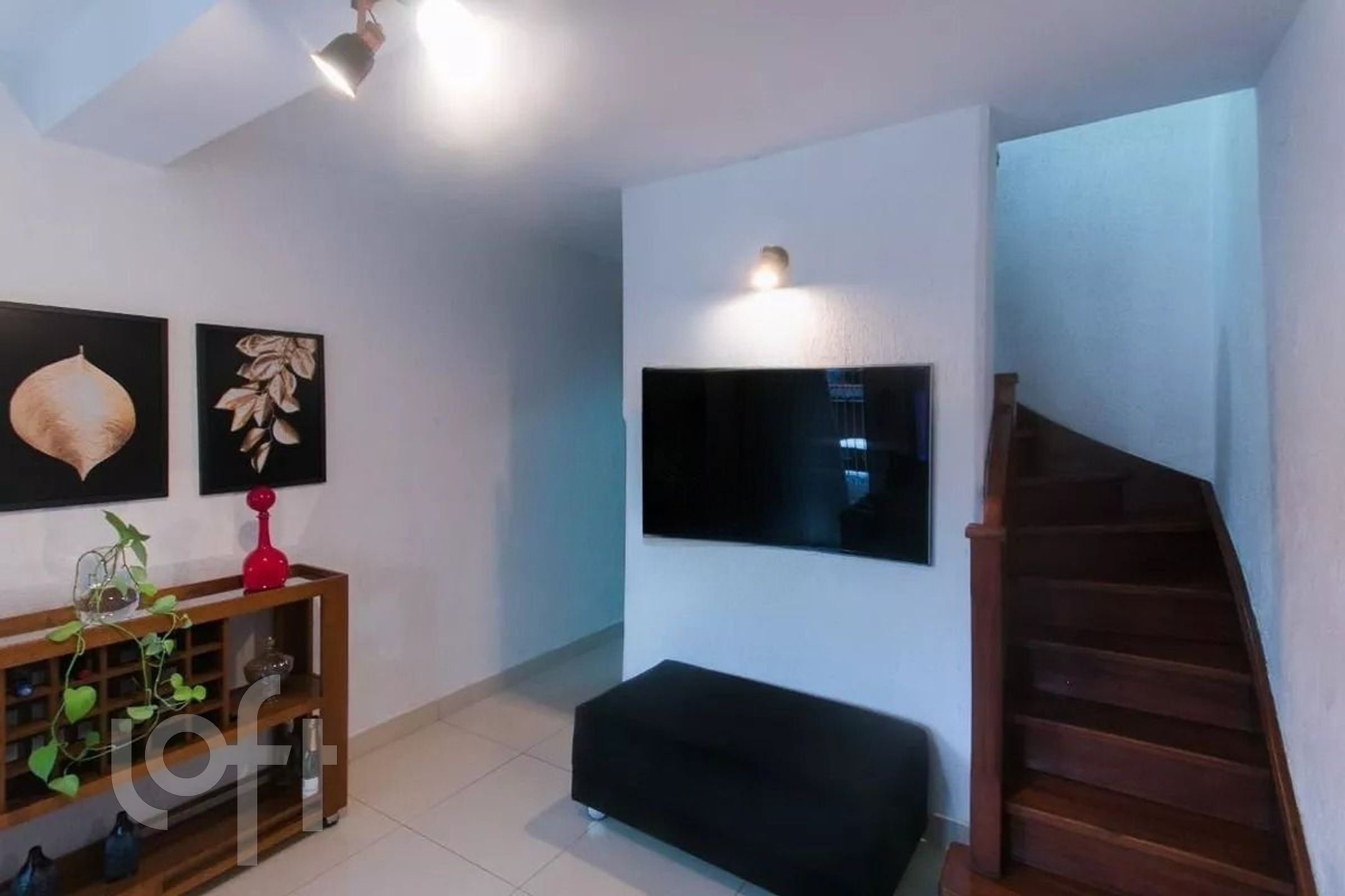 Casa à venda com 2 quartos, 80m² - Foto 4