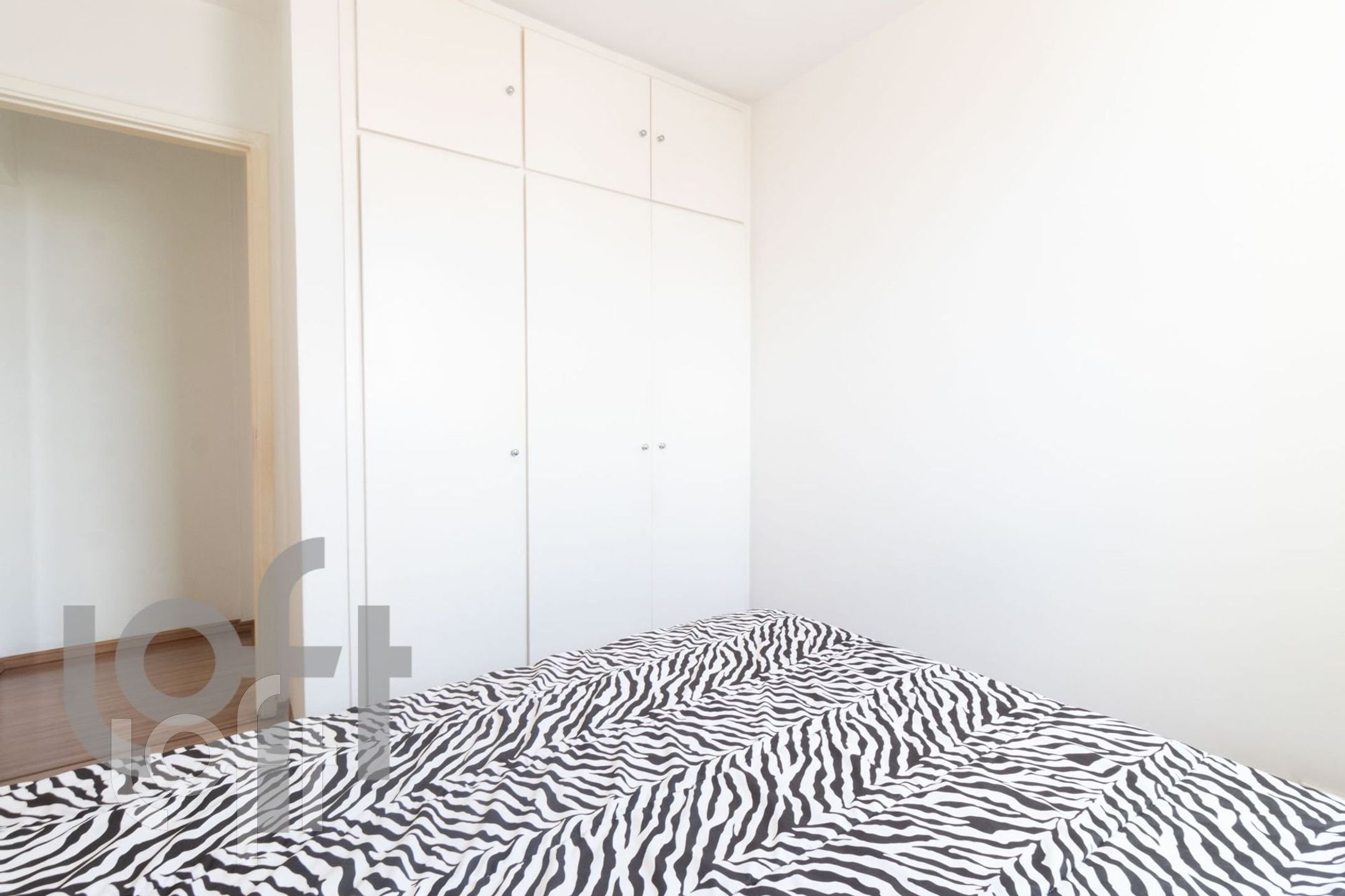 Apartamento à venda com 2 quartos, 57m² - Foto 10