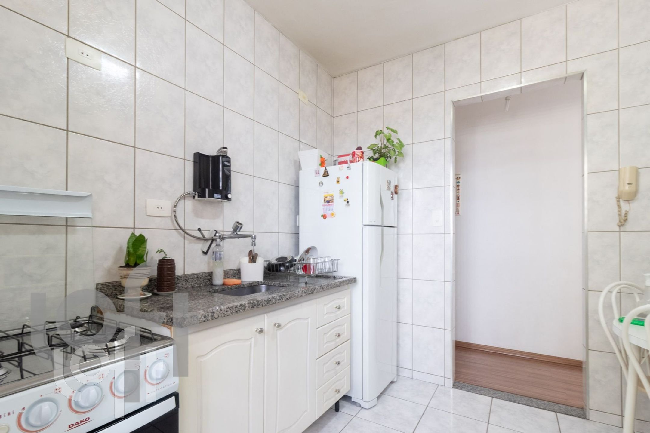 Apartamento à venda com 2 quartos, 57m² - Foto 26