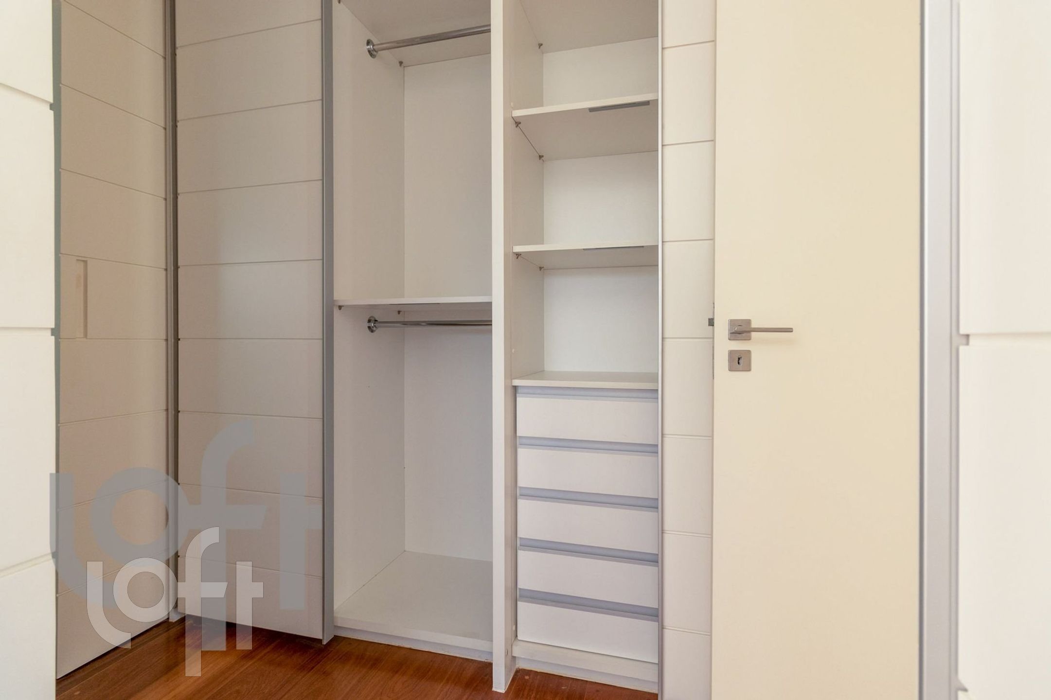 Apartamento à venda com 2 quartos, 250m² - Foto 7